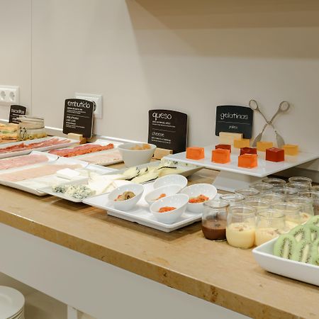 Catalonia La Boqueria Hotel Barcelona Bagian luar foto